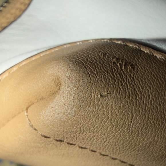 Coach White and Gray Satchel with Tan Accents - Picture 10 of 16